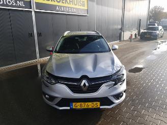 Renault Mégane 1.5 dCi Limited Automatic picture 3