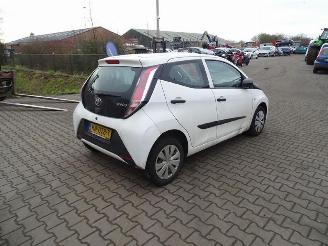 dommages fourgonnettes/vécules utilitaires Toyota Aygo 1.0 12v 2015/12
