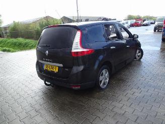 damaged commercial vehicles Renault Grand-scenic 1.4 TCe 2010/3