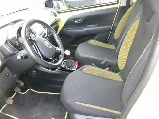 Toyota Aygo 1.0 X - 5 Drs picture 22