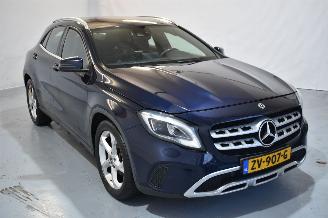Voiture accidenté Mercedes GLA 180 d Business 2018/5