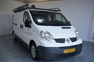 damaged commercial vehicles Renault Trafic T29 L2/H1 2.0 DCI 66KW E4 2009/11