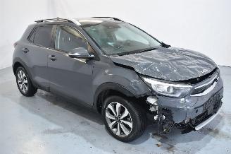 skadebil auto Kia Stonic 1.0 T-GDi MHEV Dyn+L 2021/9