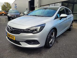 uszkodzony samochody osobowe Opel Astra 1.5 CDTI Edition 2019/11