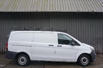 damaged commercial vehicles Mercedes Vito 111CDI  84kW Airco Functional Lang Comfort 2017/11