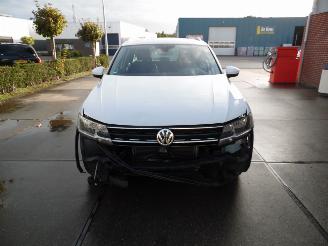 Coche siniestrado Volkswagen Tiguan  2019/3