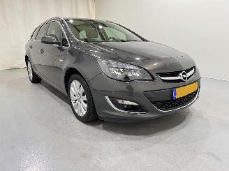 Auto incidentate Opel Astra SPORTS TOURER 1.4 Edition 2016/2