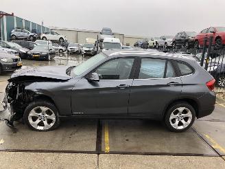 danneggiata veicoli commerciali BMW X1 2.0i 135kW E6 SDrive Automaat 2014/2