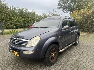 dommages fourgonnettes/vécules utilitaires Ssang yong Rexton RX 270 Xdi HR VAN UITVOERING 2005/2