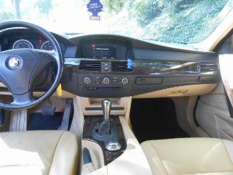 BMW 5-serie 520 I LEER AIRCO NETTE AUTO !!! picture 8