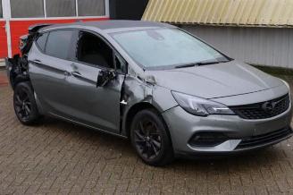 Coche accidentado Opel Astra Astra K, Hatchback 5-drs, 2015 / 2022 1.2 Turbo 12V 2021/12