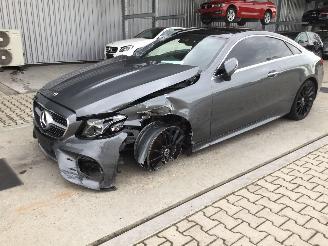 damaged passenger cars Mercedes E-klasse  2018/1