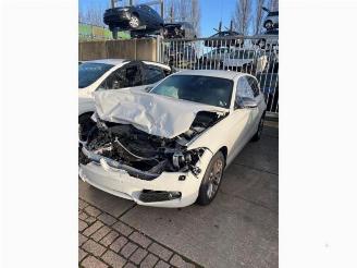 uszkodzony samochody osobowe BMW 1-serie 1 serie (F21), Hatchback 3-drs, 2011 / 2019 116i 1.6 16V 2013/3