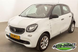 Salvage car Smart Forfour 1.0 Business Solution Airco 2018/9
