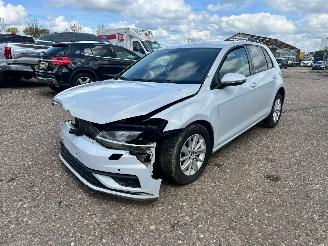 damaged passenger cars Volkswagen Golf 1.0 TSI 81 KW DSG 2018/7