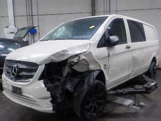 uszkodzony samochody osobowe Mercedes Vito Vito (447.6) Van 1.6 111 CDI 16V (OM622.951(R9M-503)) [84kW]  (10-2014=
/...) 2016