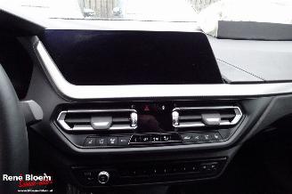 BMW 2-serie 218i M-Pakket Automaat picture 18