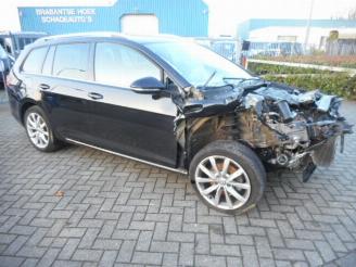 dommages fourgonnettes/vécules utilitaires Volkswagen Golf GOLF 7  1.6 TDI 81 kw / 110 pk variant HIGHLINE AUTO 7 FULL nwpr € 38000 2015/3