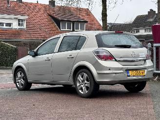 Opel Astra 1.7 CDTI Cosma Navi picture 5