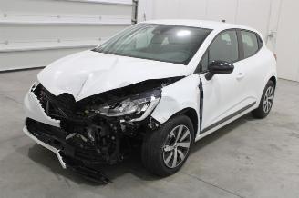 dommages fourgonnettes/vécules utilitaires Renault Clio  2023/3