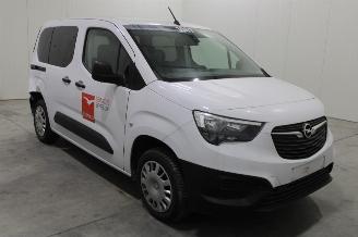 Opel Combo Life picture 2