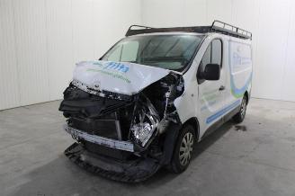 Salvage car Renault Trafic  2017/3