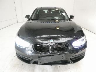 BMW 1-serie 1.5     I picture 2