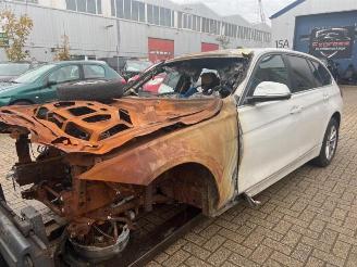 damaged passenger cars BMW 3-serie 3 serie Touring (F31), Combi, 2012 / 2019 320d 2.0 16V 2017/7