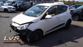 uszkodzony samochody osobowe Hyundai I-10 i10 (B5), Hatchback, 2013 / 2019 1.0 12V 2015/9