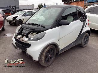 Auto incidentate Smart Fortwo Fortwo Coupe (451.3), Hatchback 3-drs, 2007 1.0 45 KW 2011/10